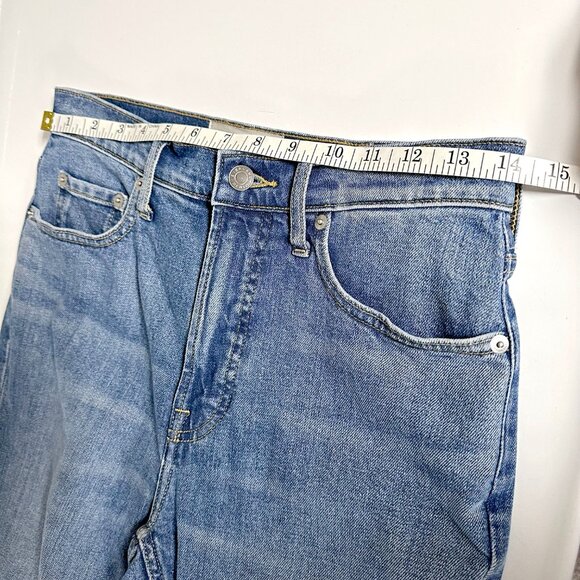 Everlane Original Cheeky Jeans - Picture 9 of 11